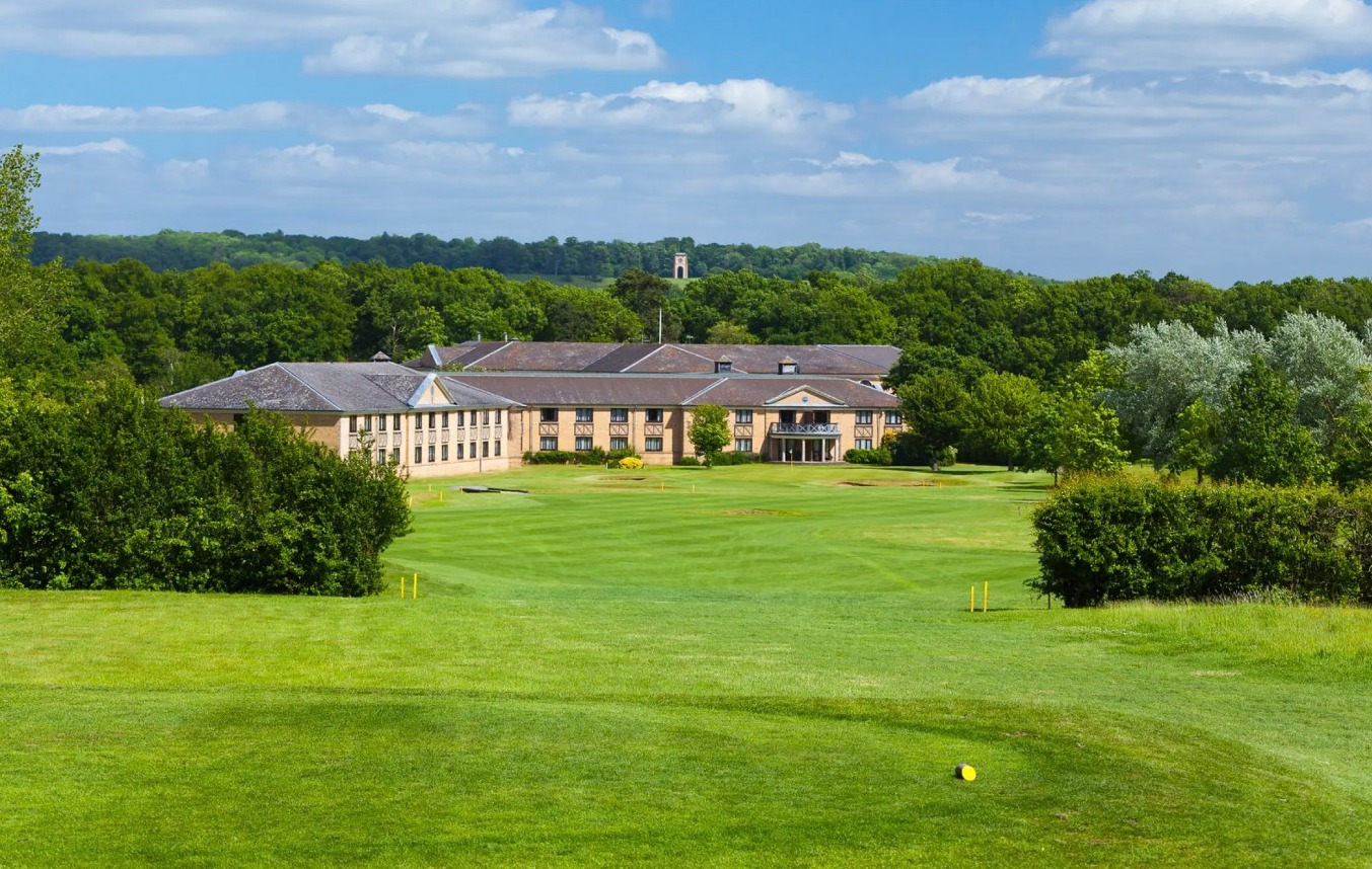 Lakes - 5th hole - HiO Golf £10,000 hole-in-one competition hole at Belton Woods